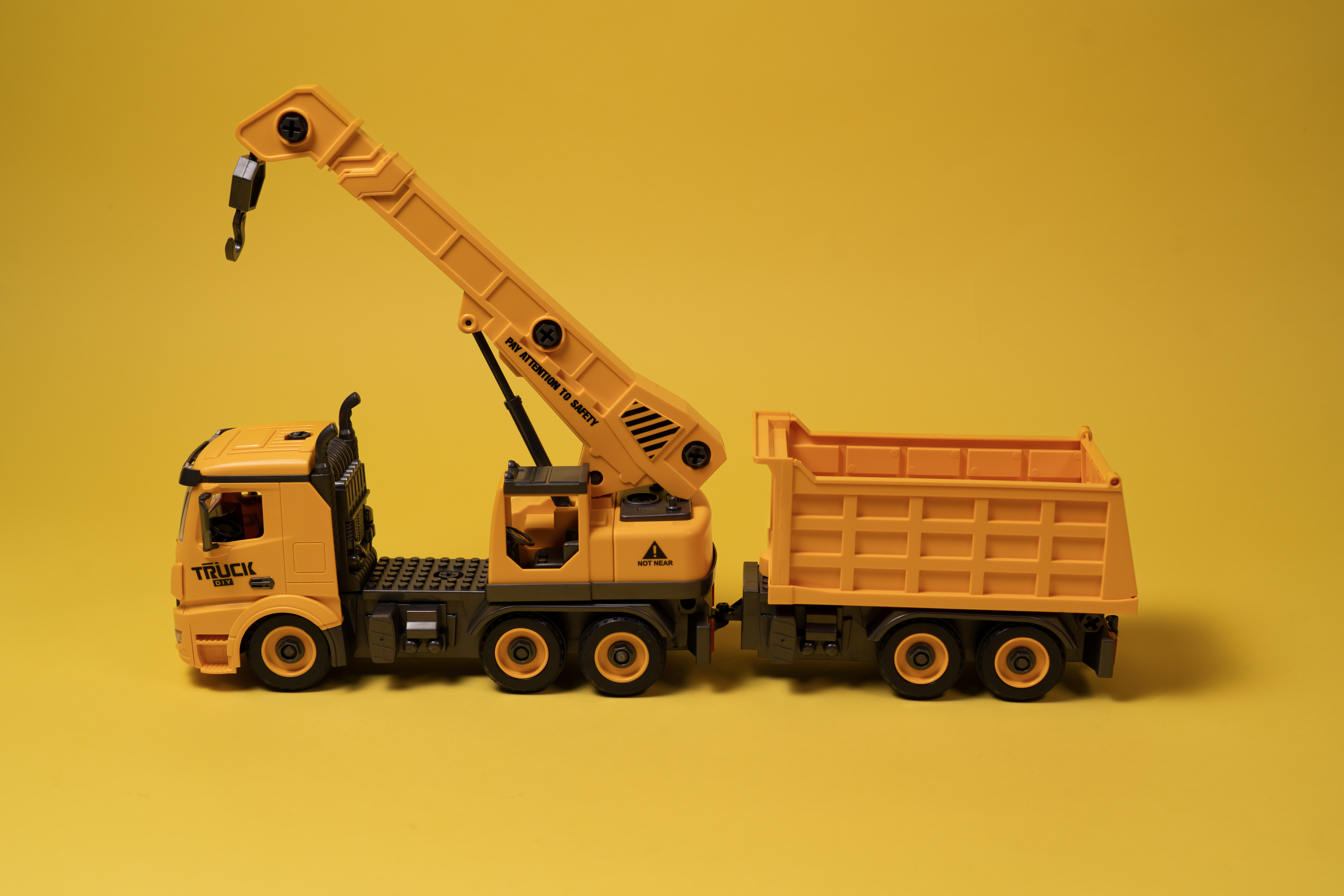 Автоконструктор OTAMANKO 3-в-1 Будівельна служба Кран