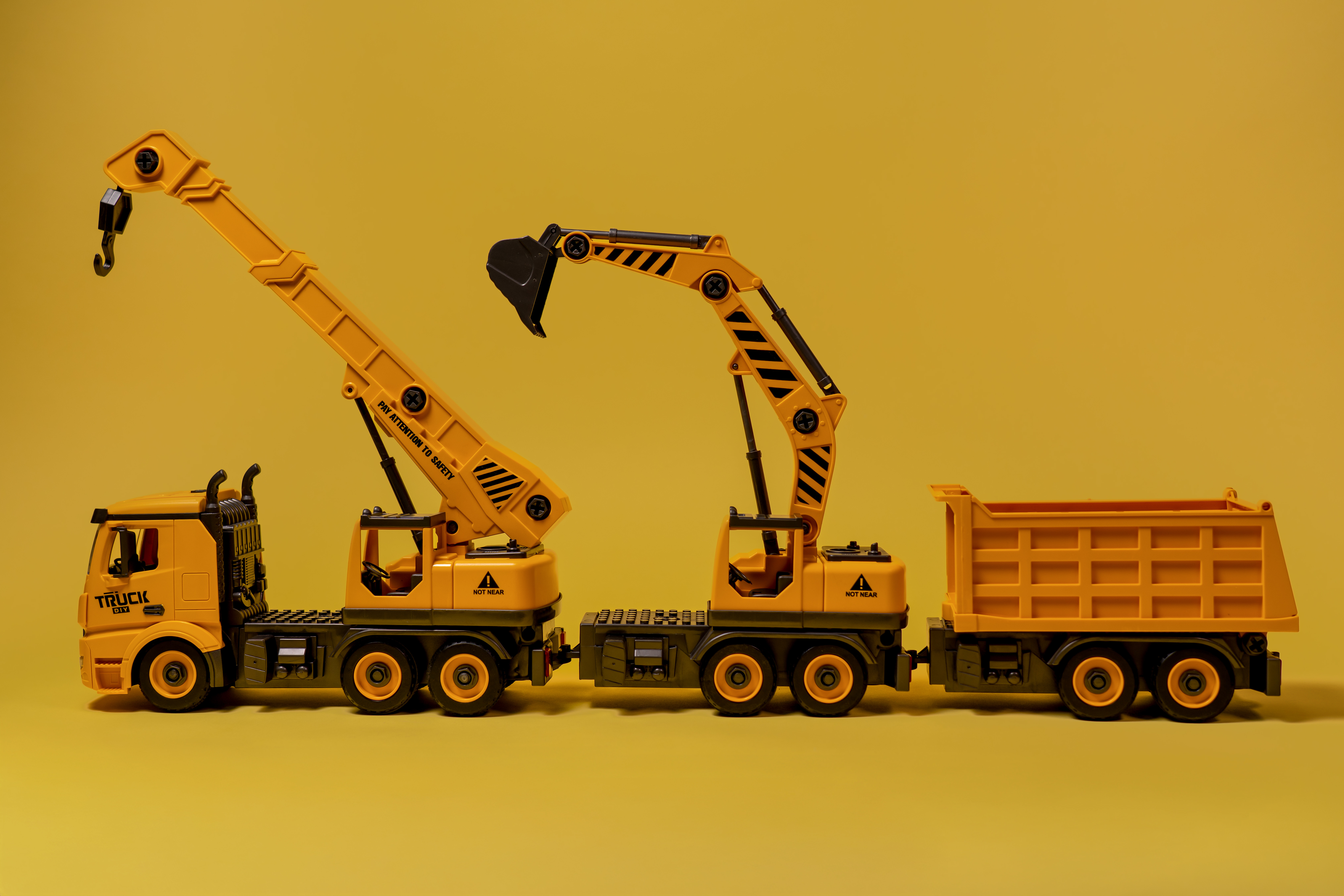 Автоконструктор OTAMANKO 3-в-1 Будівельна служба Кран